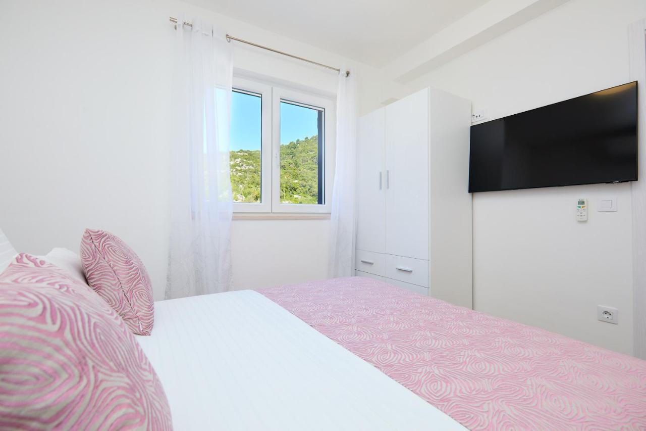 Green Lantern Apartments Okuklje 外观 照片