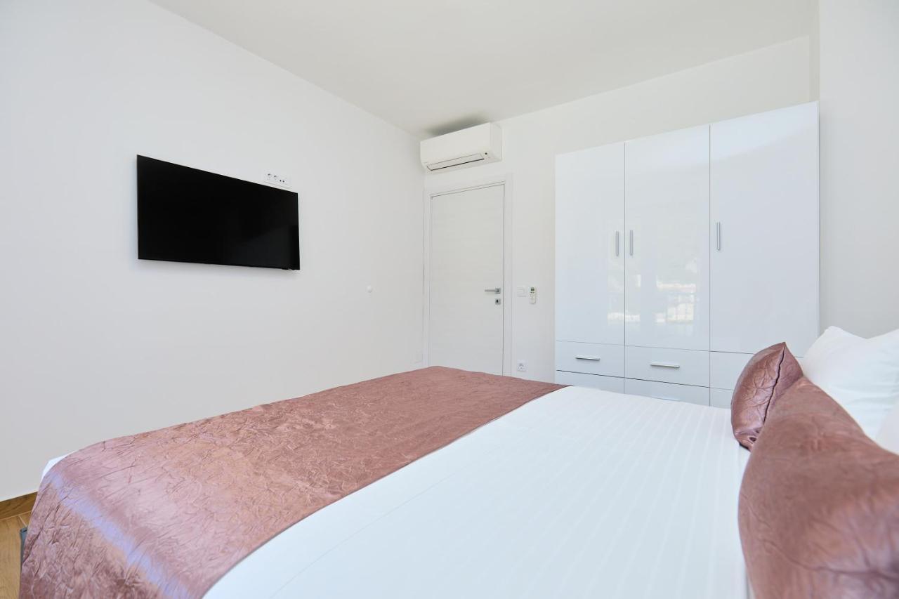 Green Lantern Apartments Okuklje 外观 照片